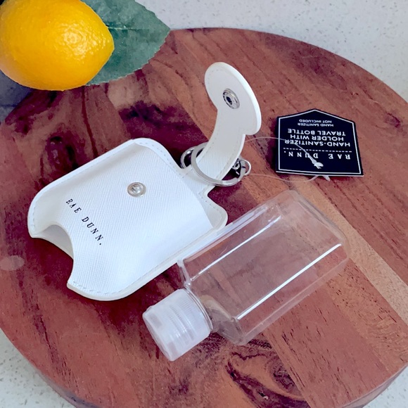 ❗️2/$22❗️ RAE DUNN HAPPY CAMPER HAND SANITIZER HOLDER BOTTLE - Picture 4 of 6